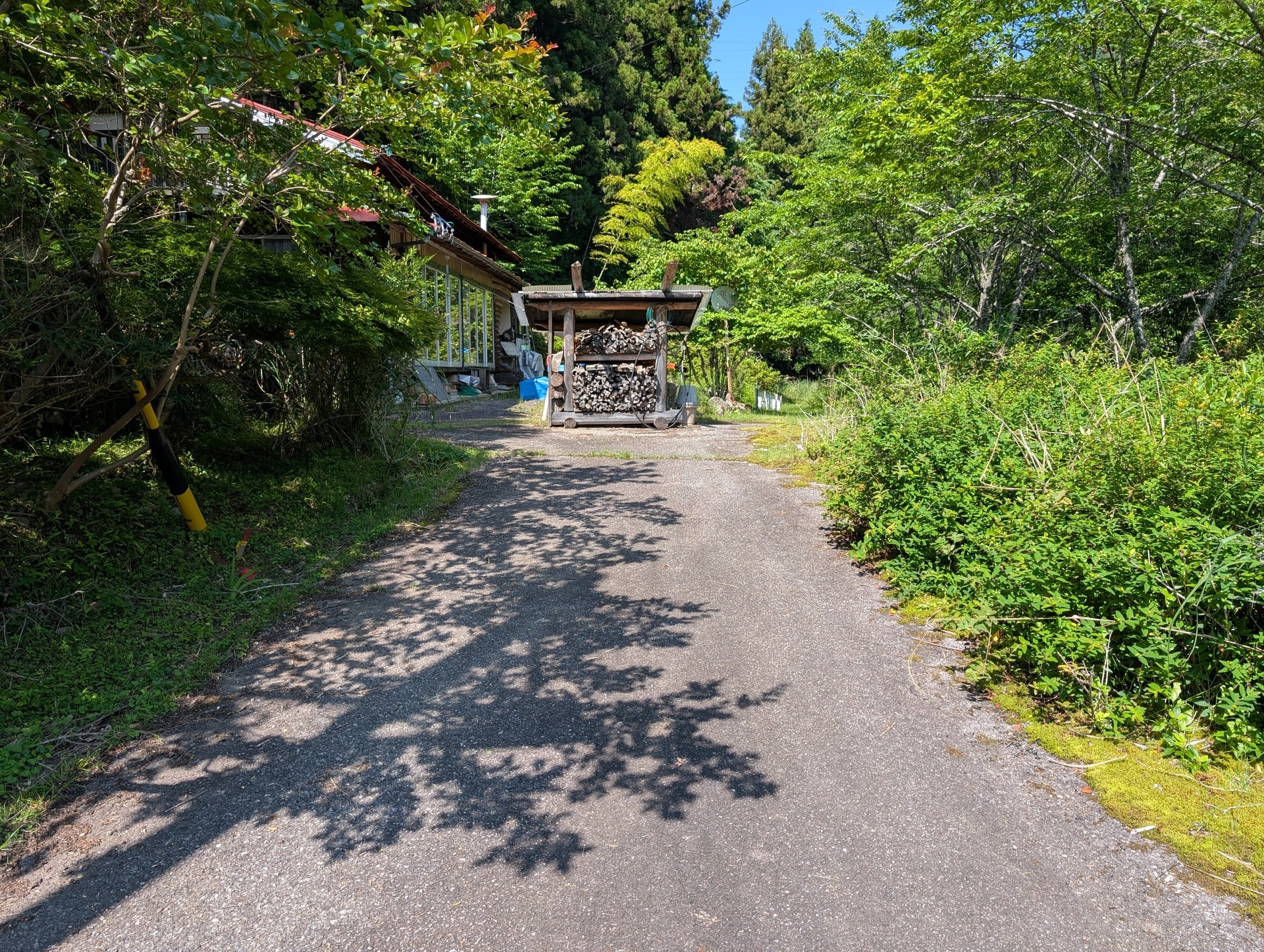 囲炉裏・かまど付きの古民家の物件 駐車場